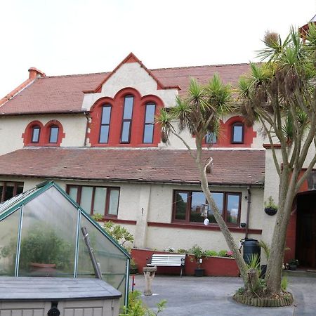 Victoria House Hotel Barrow-in-Furness Bagian luar foto