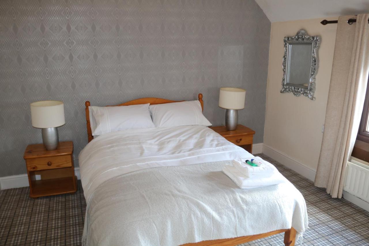 Victoria House Hotel Barrow-in-Furness Bagian luar foto